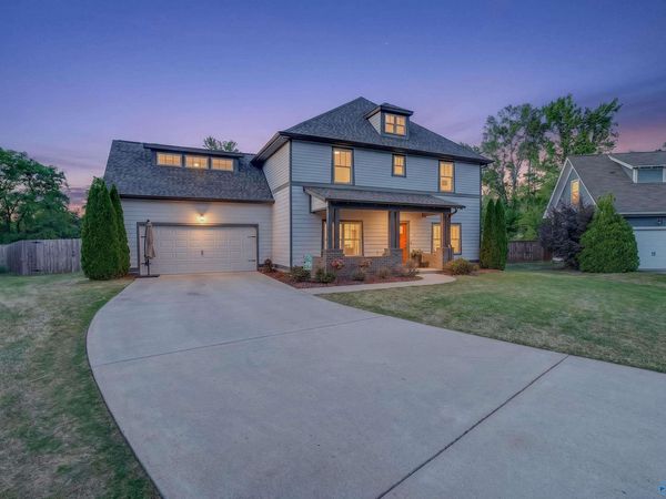 105 Andalusia Circle, Huntsville, AL 35811