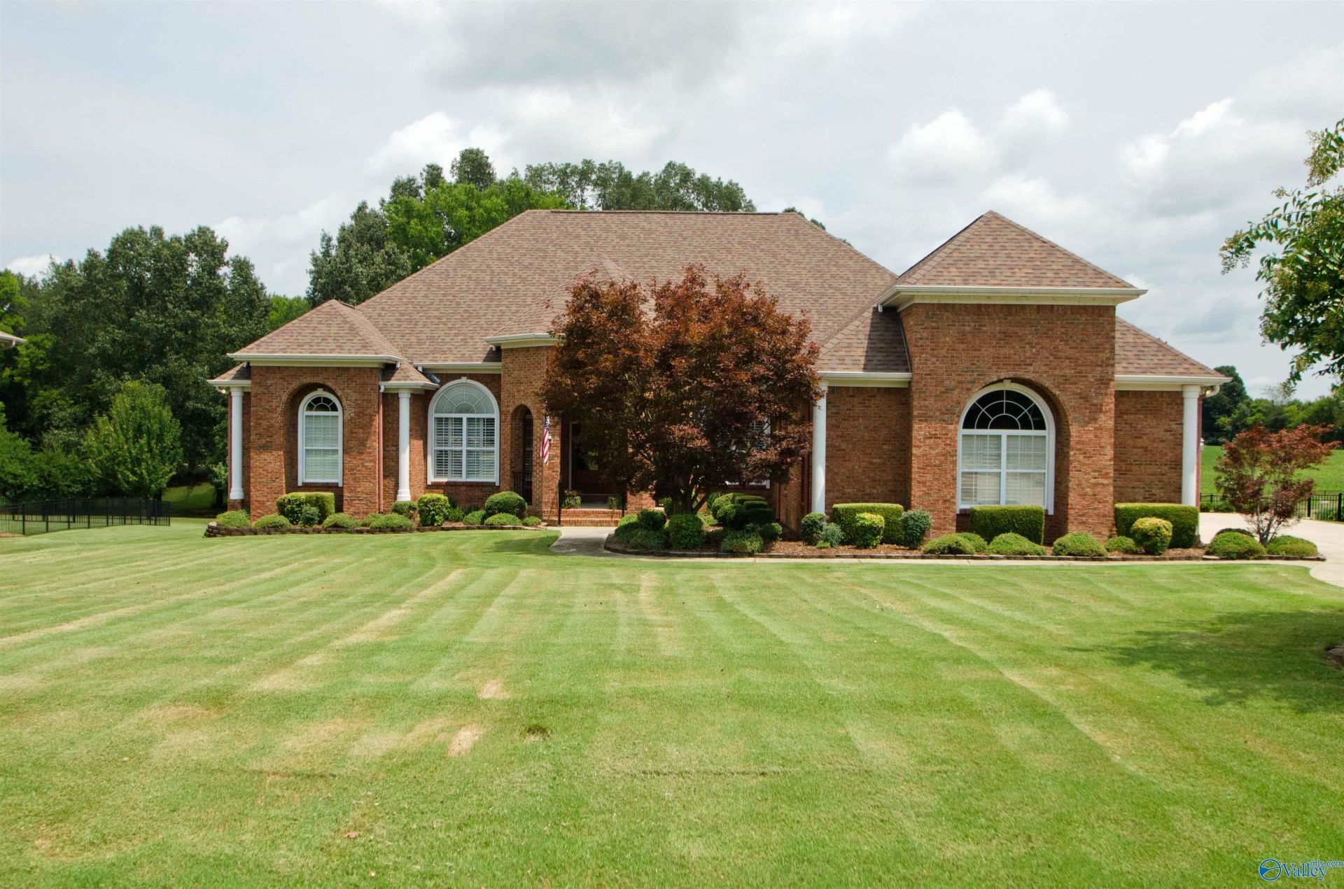 12896 Saint Andrew Drive Athens, AL 35611