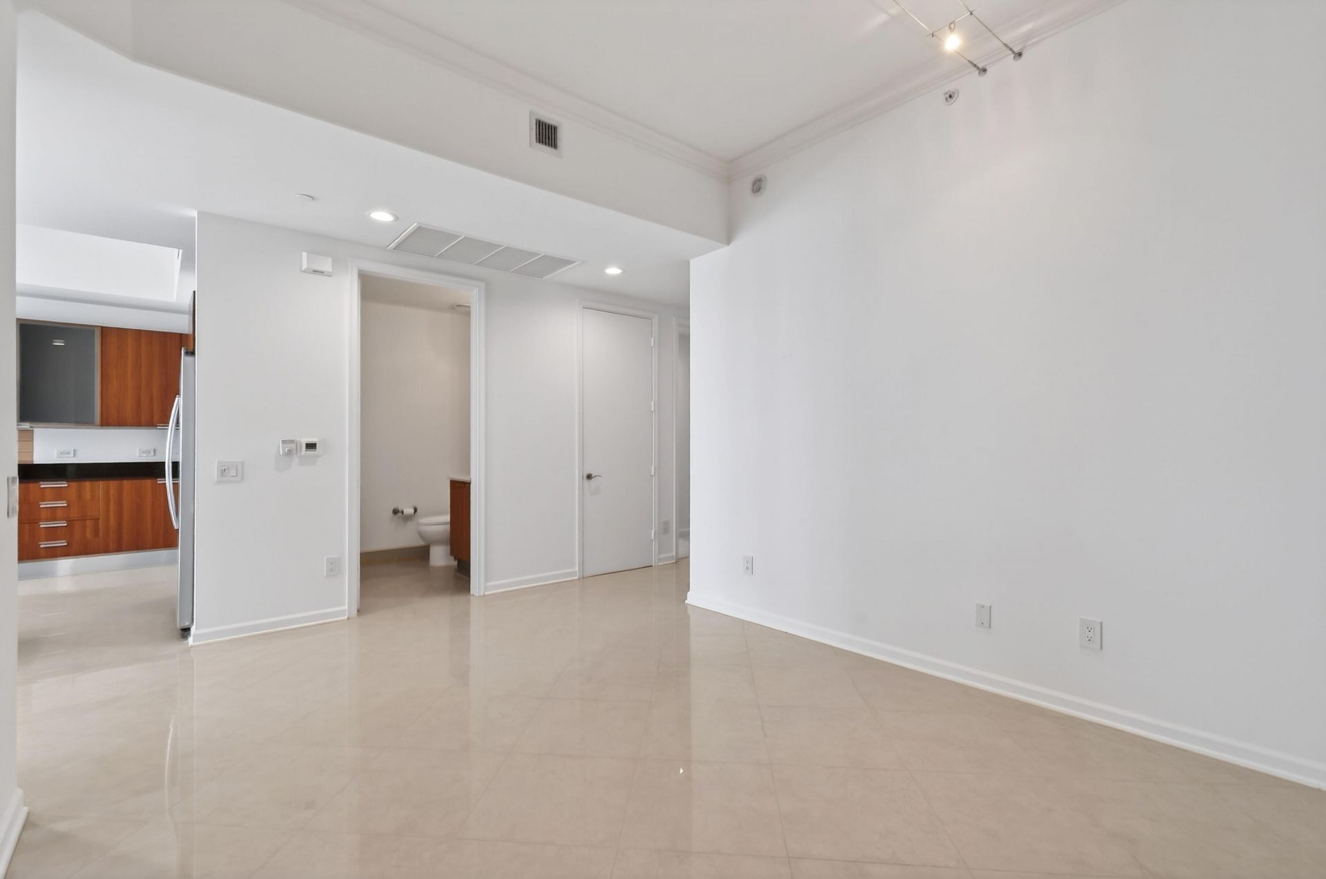 2650 Lake Shore Drive, Unit 106, Riviera Beach, FL 33404 Photo