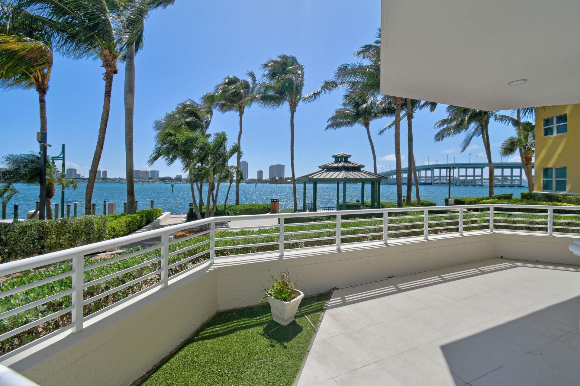 2650 Lake Shore Drive, Unit 106, Riviera Beach, FL 33404 Photo