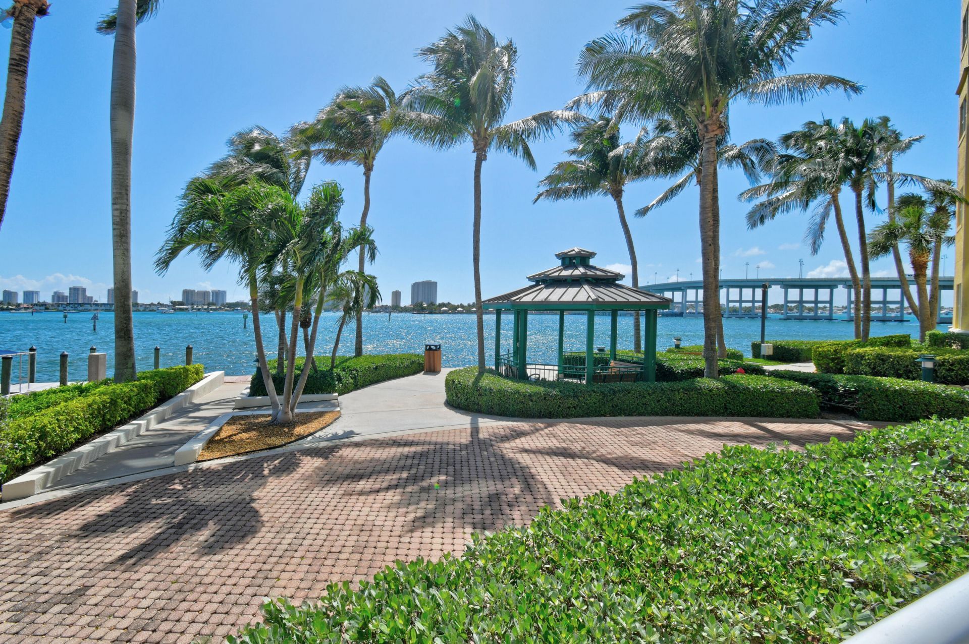 2650 Lake Shore Drive, Unit 106, Riviera Beach, FL 33404 Photo