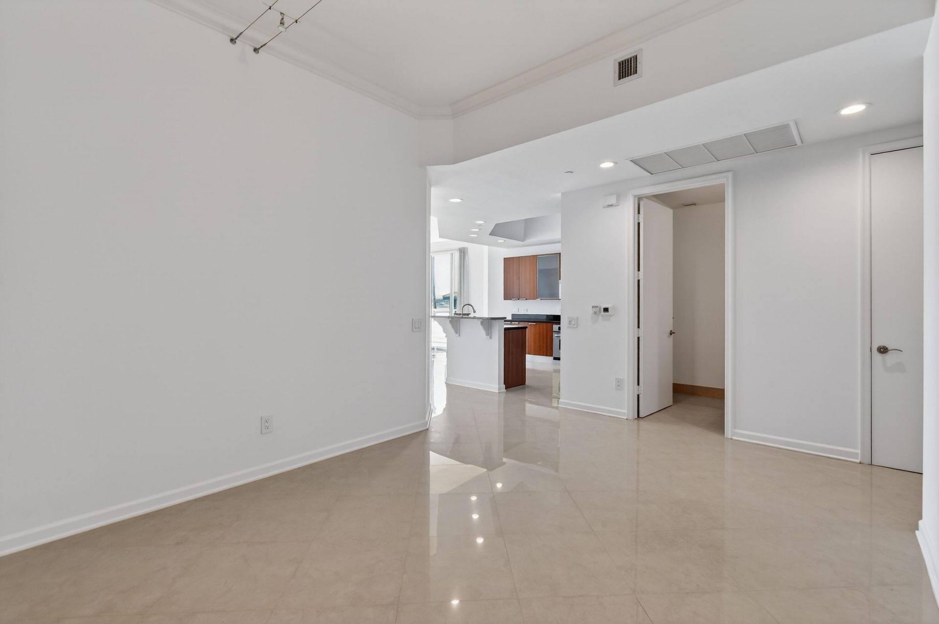 2650 Lake Shore Drive, Unit 106, Riviera Beach, FL 33404 Photo