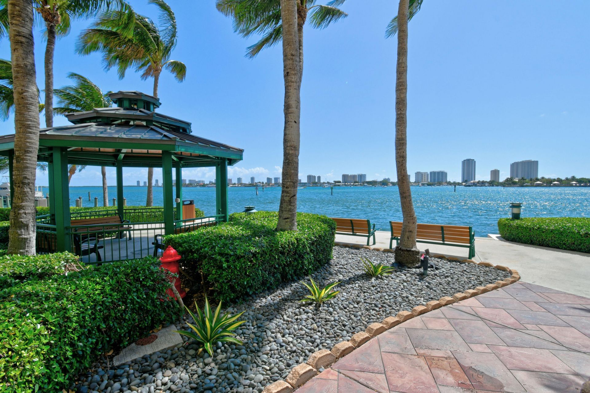 2650 Lake Shore Drive, Unit 106, Riviera Beach, FL 33404 Photo