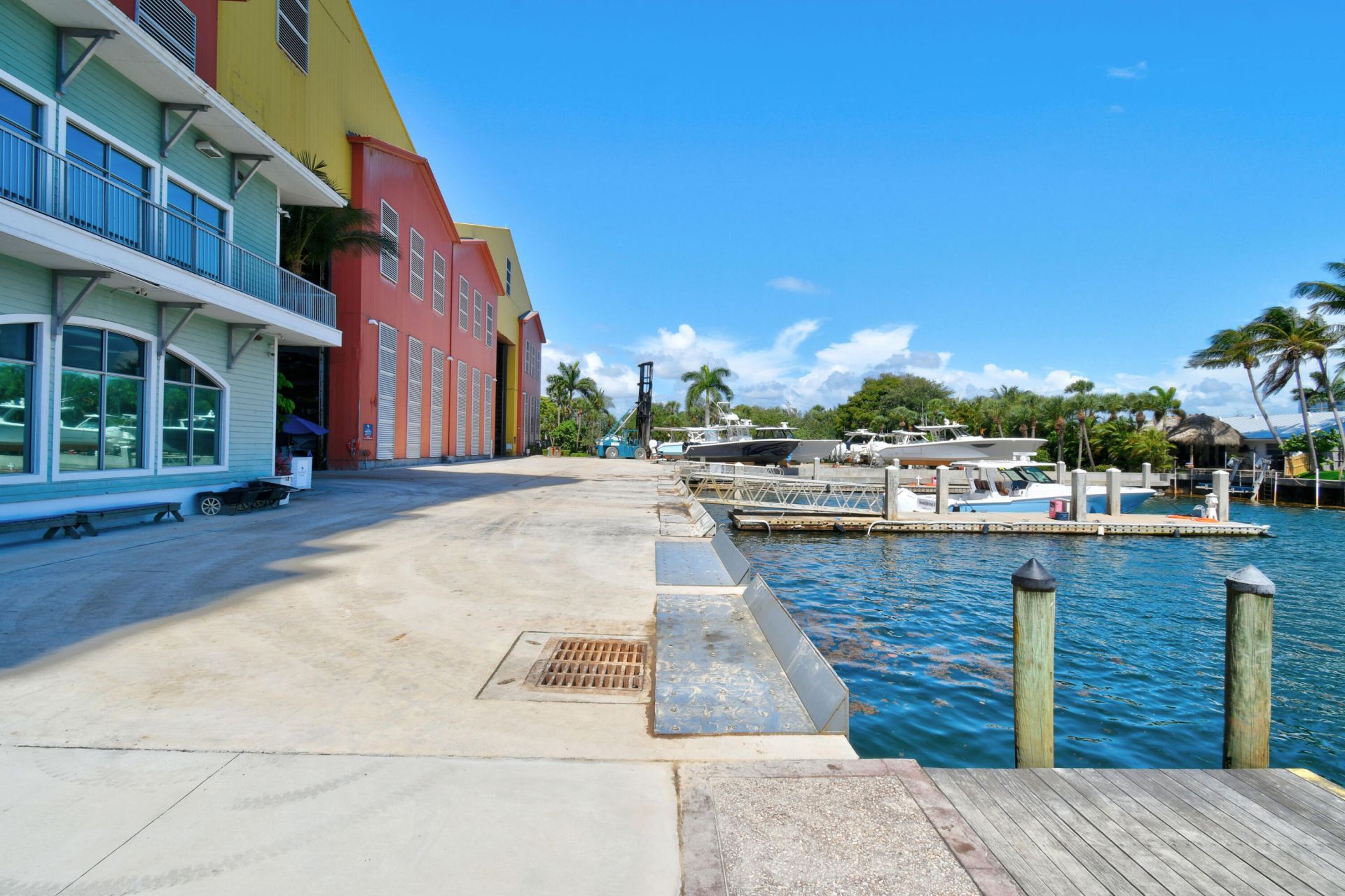 2650 Lake Shore Drive, Unit 106, Riviera Beach, FL 33404 Photo