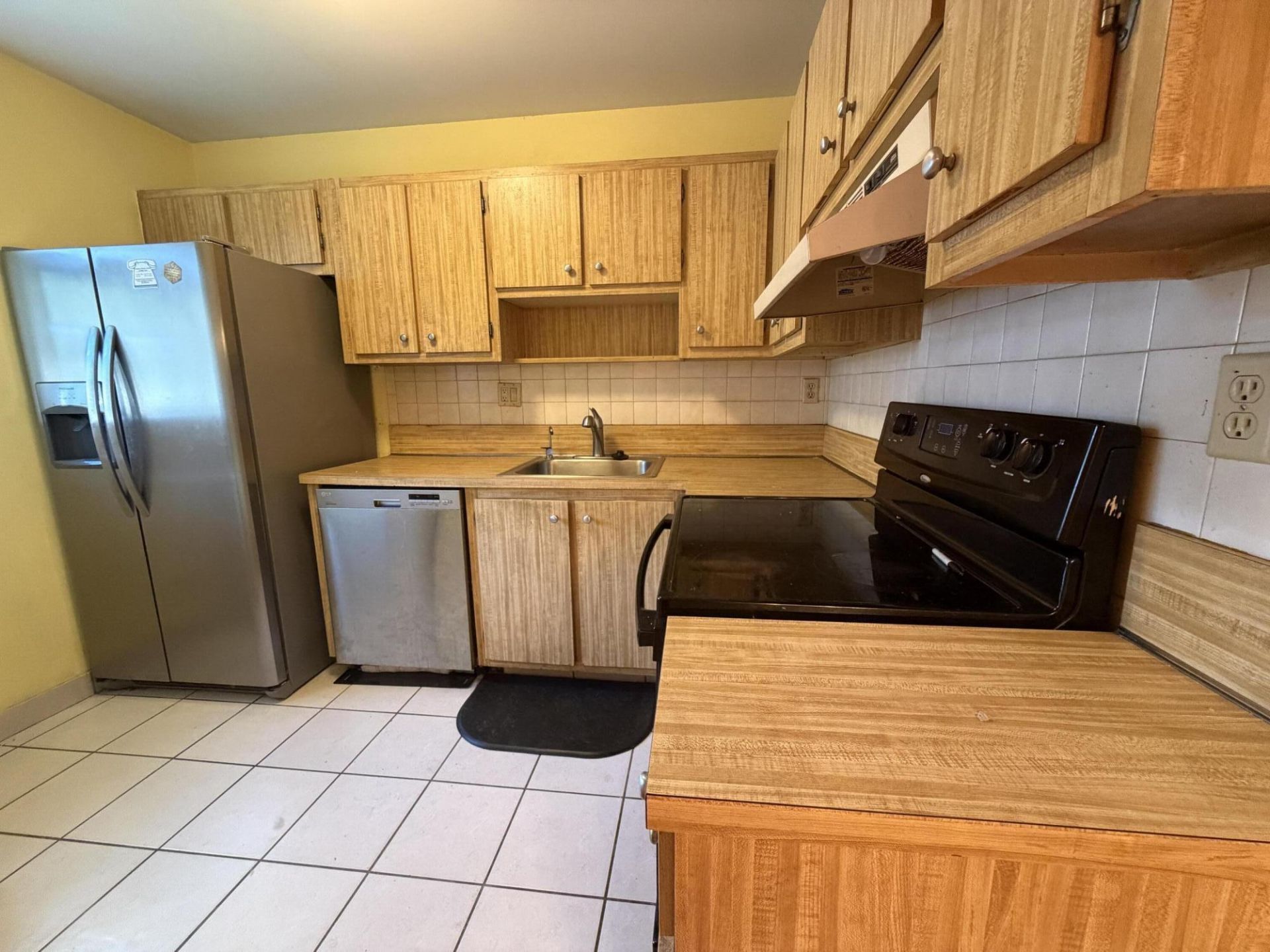 106 Gardens Drive, Unit 203, Pompano Beach, FL 33069 Photo