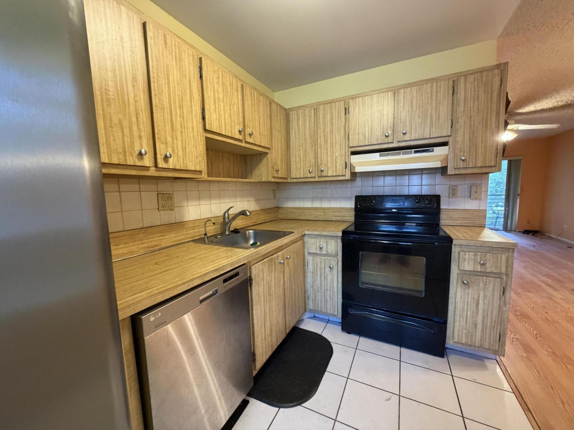 106 Gardens Drive, Unit 203, Pompano Beach, FL 33069 Photo