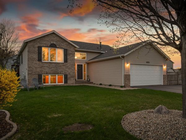 18725 Embers Avenue , Farmington, MN 55024