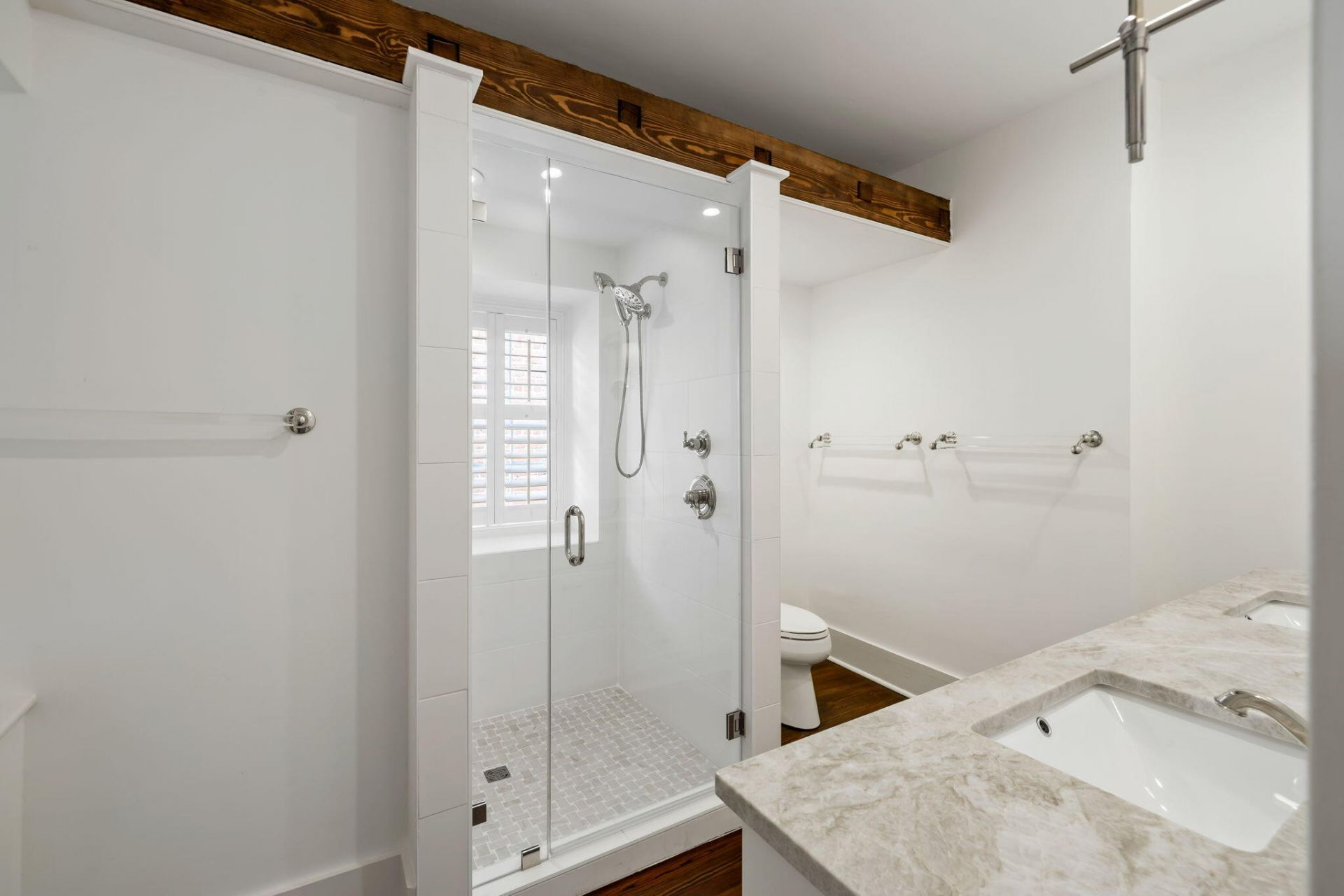 8 & 8 1/2 Elliott St. Photo 13