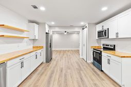 838 Ranch Hill Lane photo 4