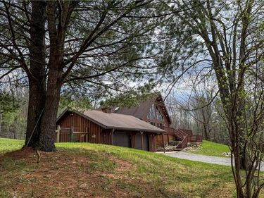 6943 Howard Road , Friendship, NY 14739