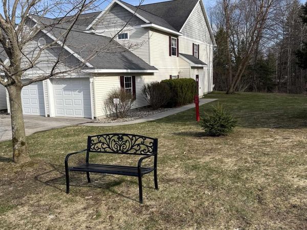 2068 Chelsea Lane, Unit 13, Traverse City, MI 49684