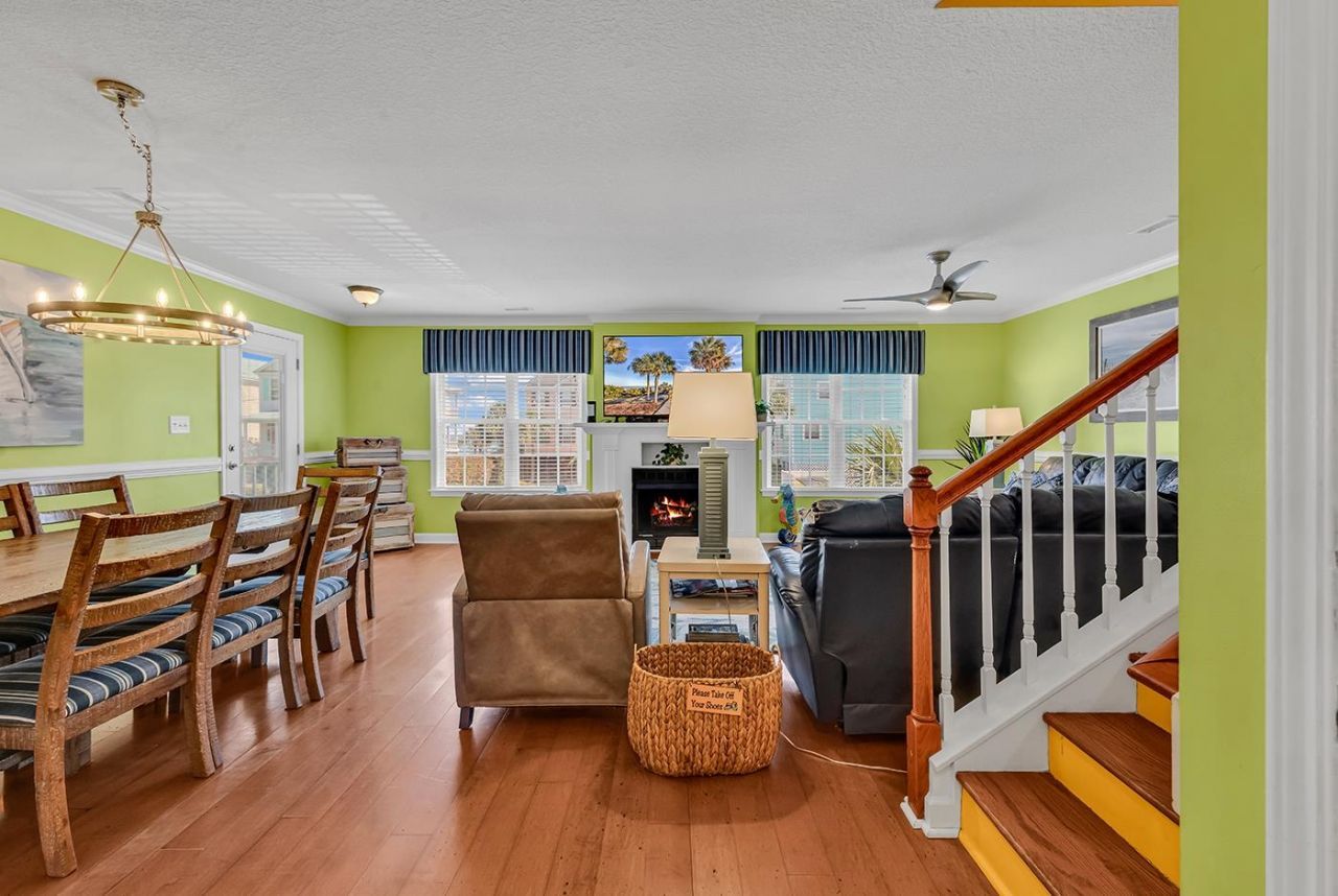 1106 Ocean Blvd. S  Photo 4