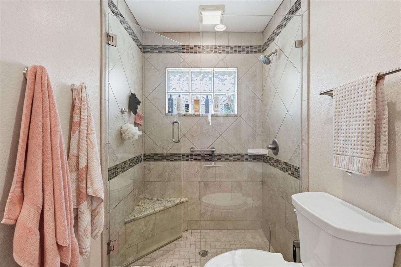5860 Leeland Street S, Saint Petersburg, FL 33715 Photo