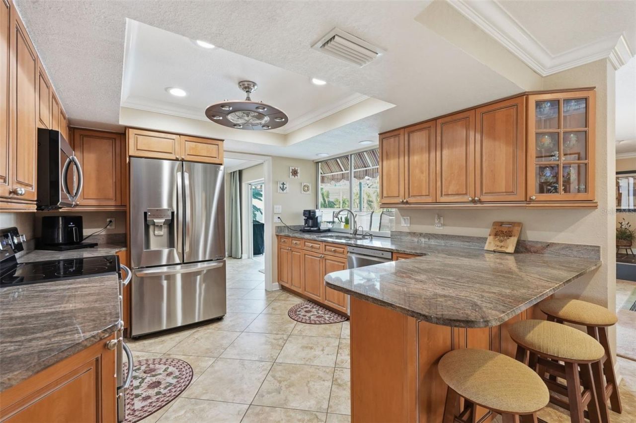 5860 Leeland Street S, Saint Petersburg, FL 33715 Photo