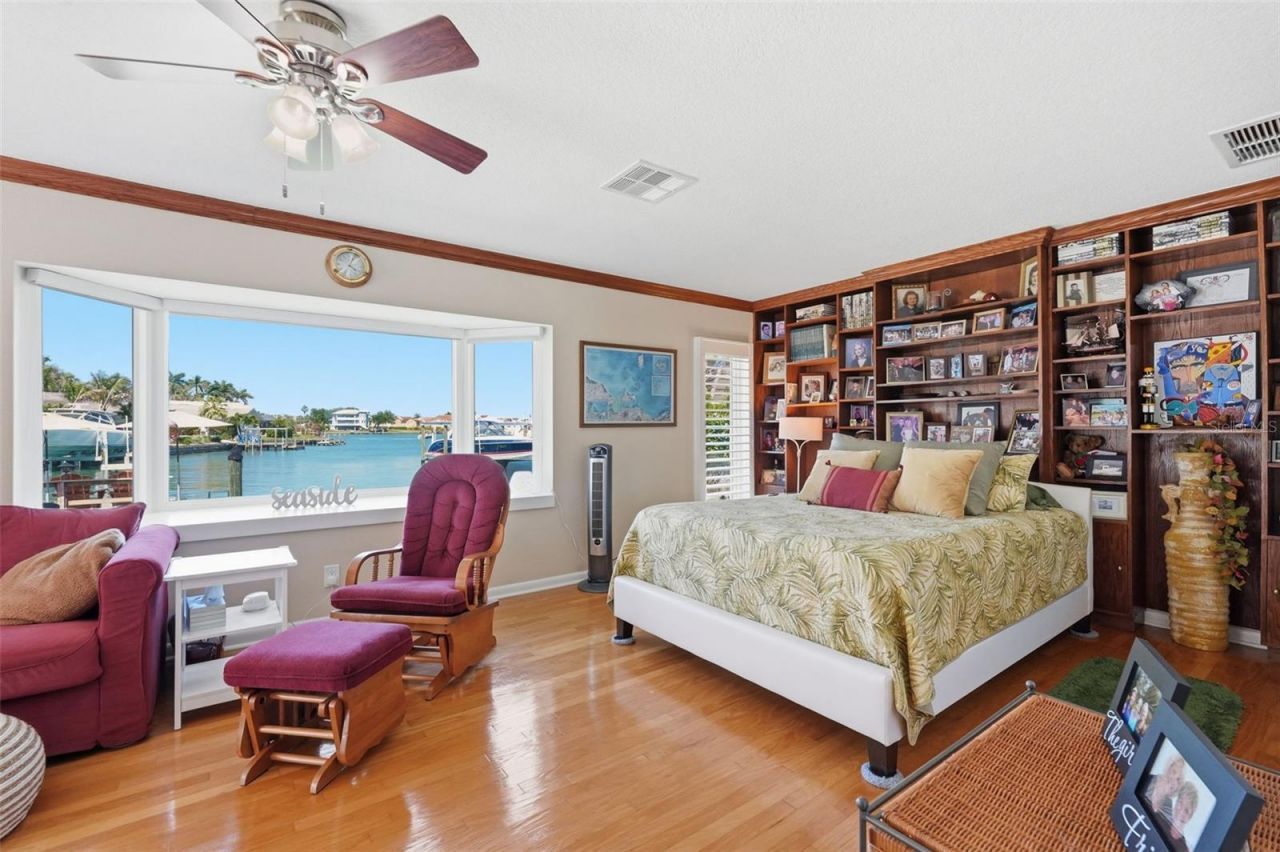5860 Leeland Street S, Saint Petersburg, FL 33715 Photo