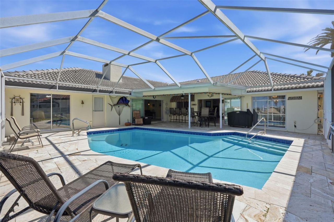 5860 Leeland Street S, Saint Petersburg, FL 33715 Photo