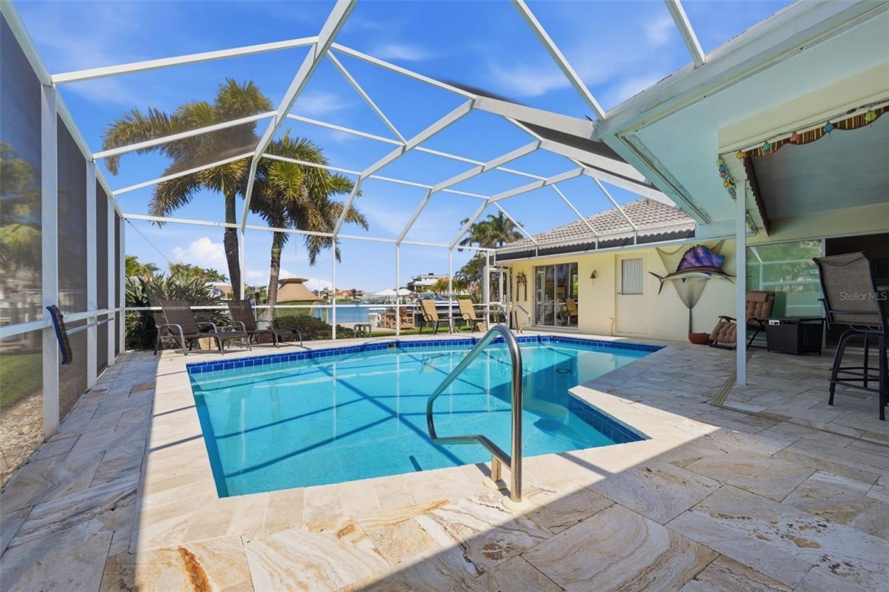 5860 Leeland Street S, Saint Petersburg, FL 33715 Photo