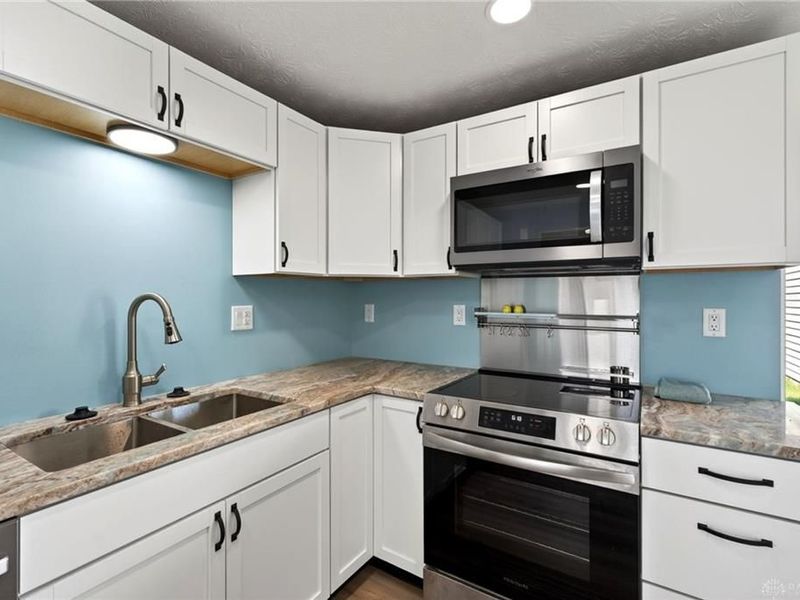 5975 Rosalie Road, Huber Heights, OH 45424 Photo 10