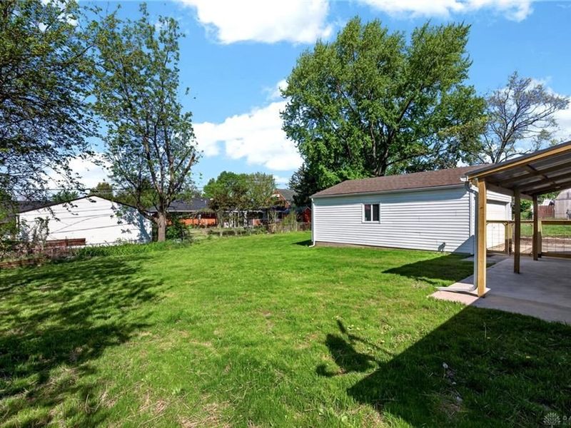 5975 Rosalie Road, Huber Heights, OH 45424 Photo 37