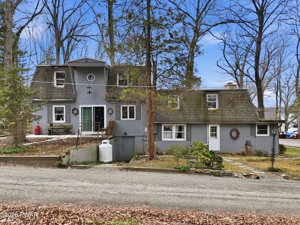 101 Spruce Road , Tafton, PA 18464