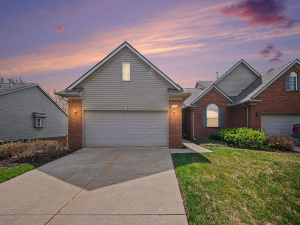 2672 Ambassador Drive, Ypsilanti, MI 48198