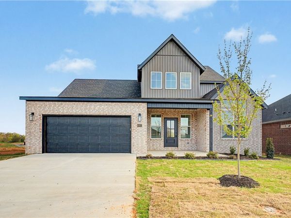 6603 SW Basswood Avenue , Bentonville, AR 72713