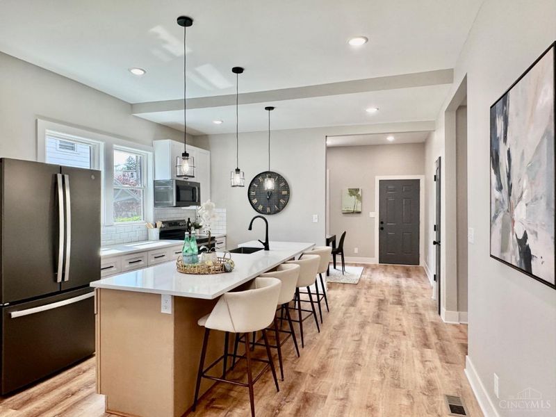 4605 Thoburne Street, Cincinnati, OH 45227 Photo 3