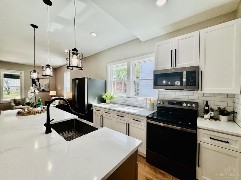 4605 Thoburne Street, Cincinnati, OH 45227 Photo 6