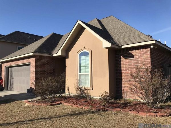 9437 Redwood Lake Blvd, Zachary, LA 70791
