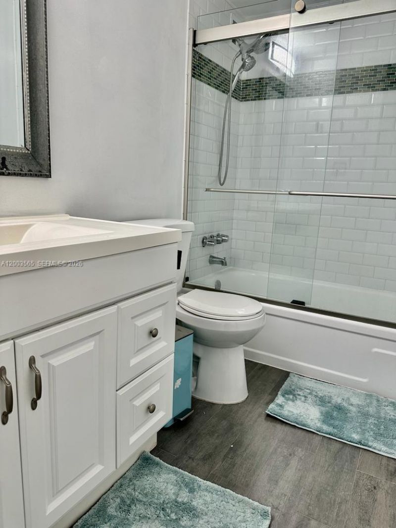 1865 79th St Cswy , Unit 9J, North Bay Village, FL 33141 Photo