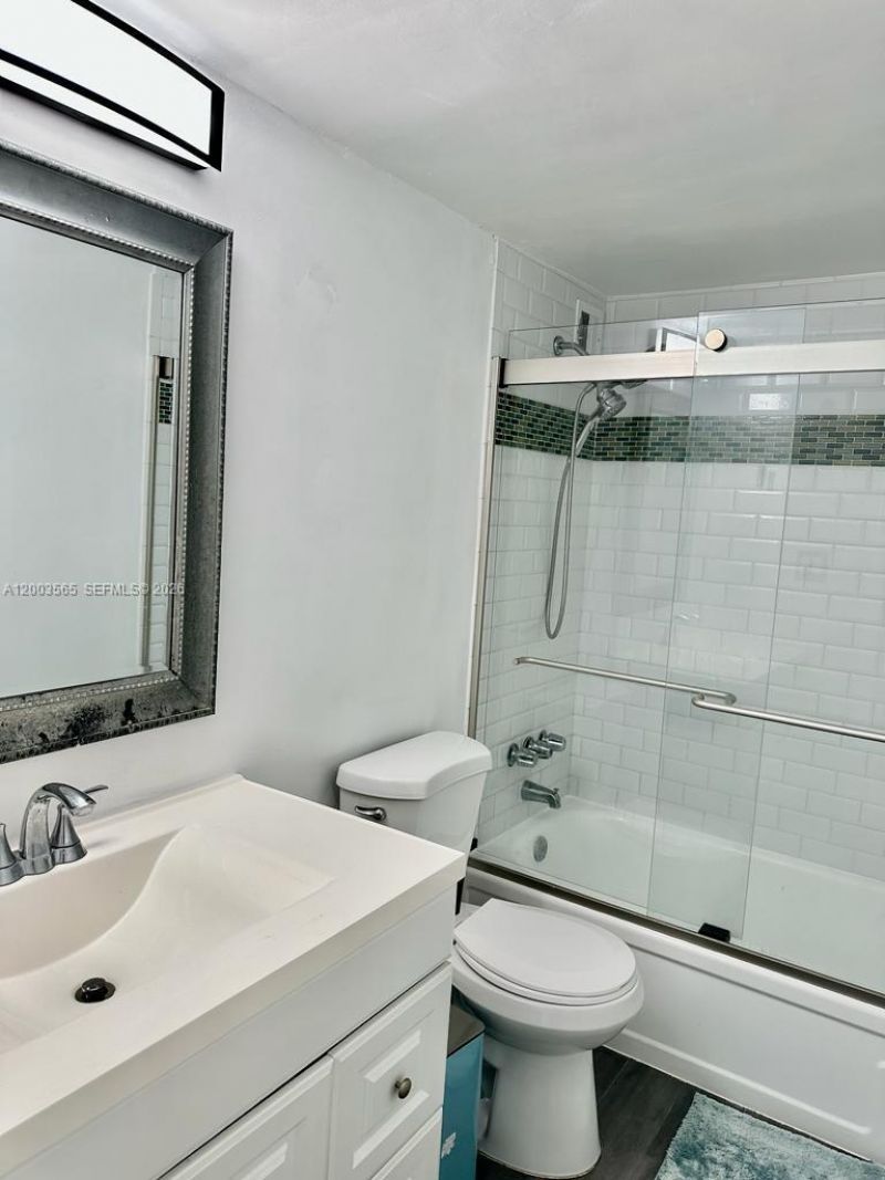 1865 79th St Cswy , Unit 9J, North Bay Village, FL 33141 Photo