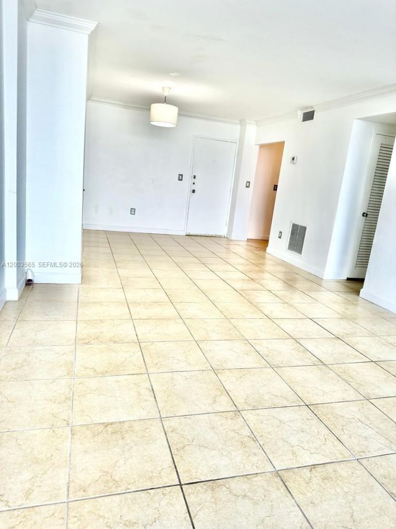 1865 79th St Cswy , Unit 9J, North Bay Village, FL 33141 Photo