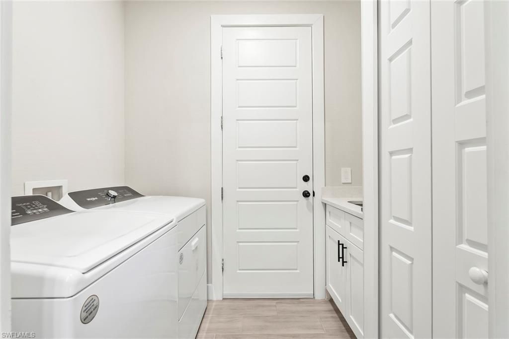 4600 Key Largo Ln, Bonita Springs, FL 34134 Photo