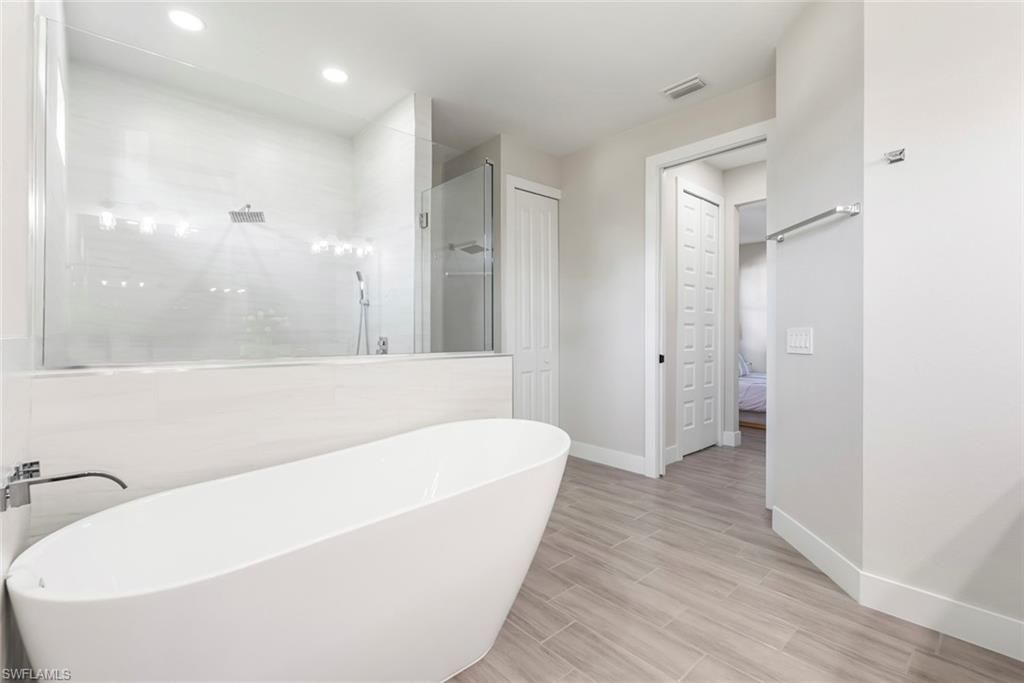 4600 Key Largo Ln , Bonita Springs, FL 34134 Photo