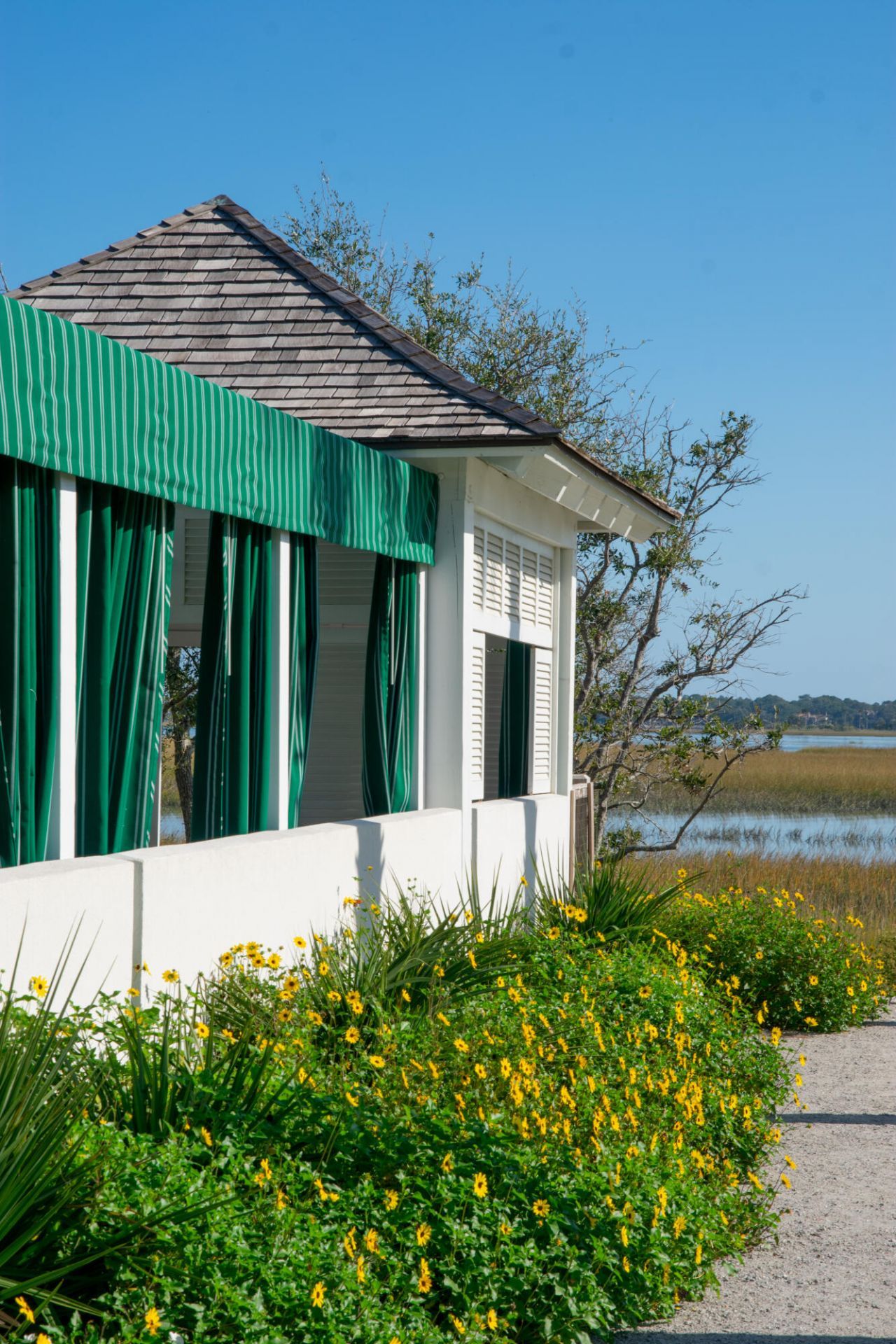 7021 Sounding Lane Photo 37