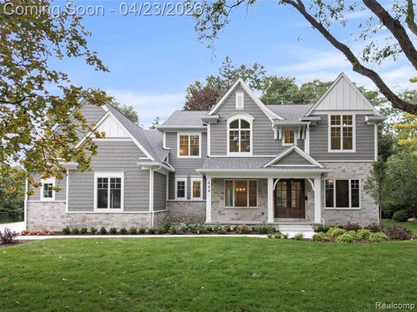 444 Hillboro Drive, Bloomfield Twp, MI 48301