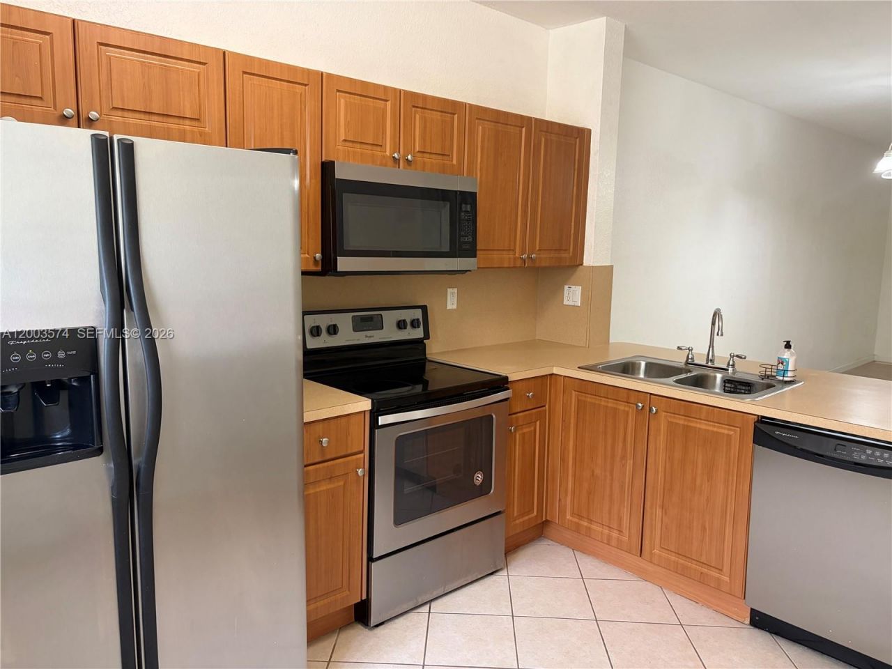 8831 S Isles Cir , Tamarac, FL 33321 Photo