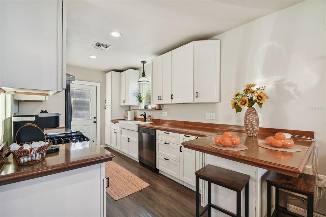 2310 30th Avenue N, Saint Petersburg, FL 33713 Photo