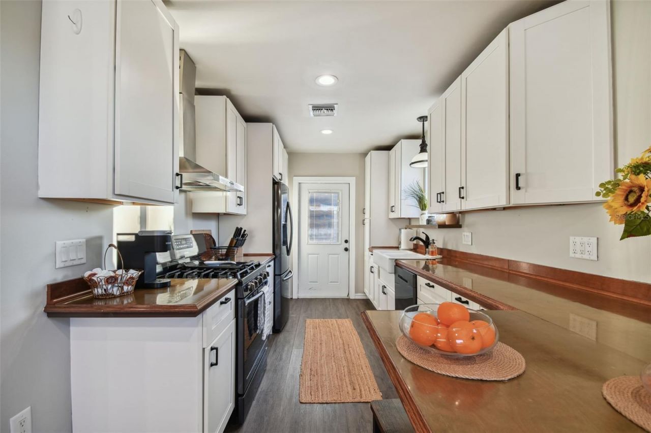2310 30th Avenue N, Saint Petersburg, FL 33713 Photo