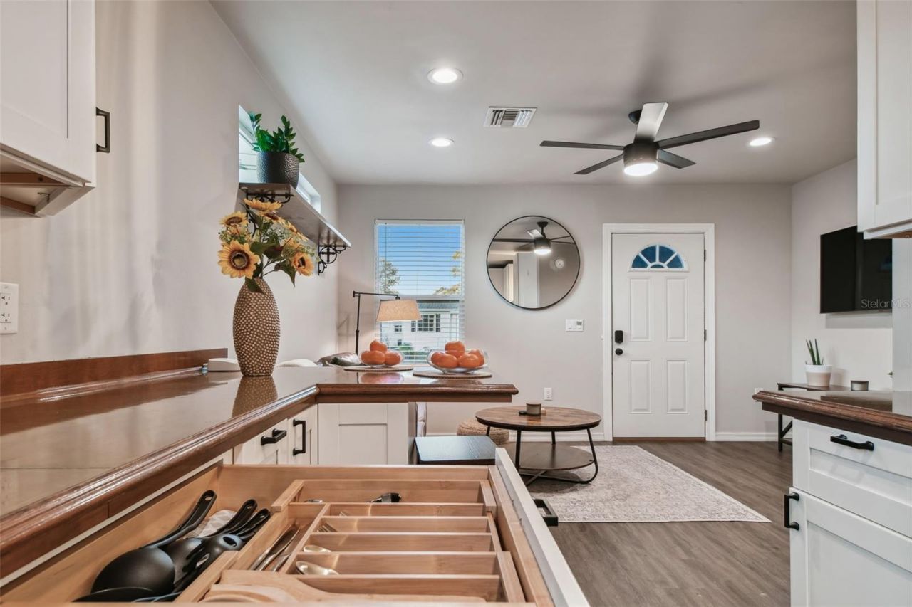 2310 30th Avenue N, Saint Petersburg, FL 33713 Photo