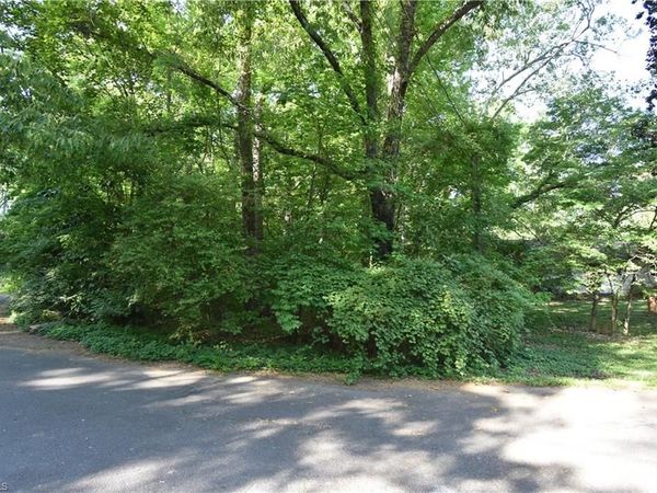 8212 Troxaway Court , Lewisville, NC 27023