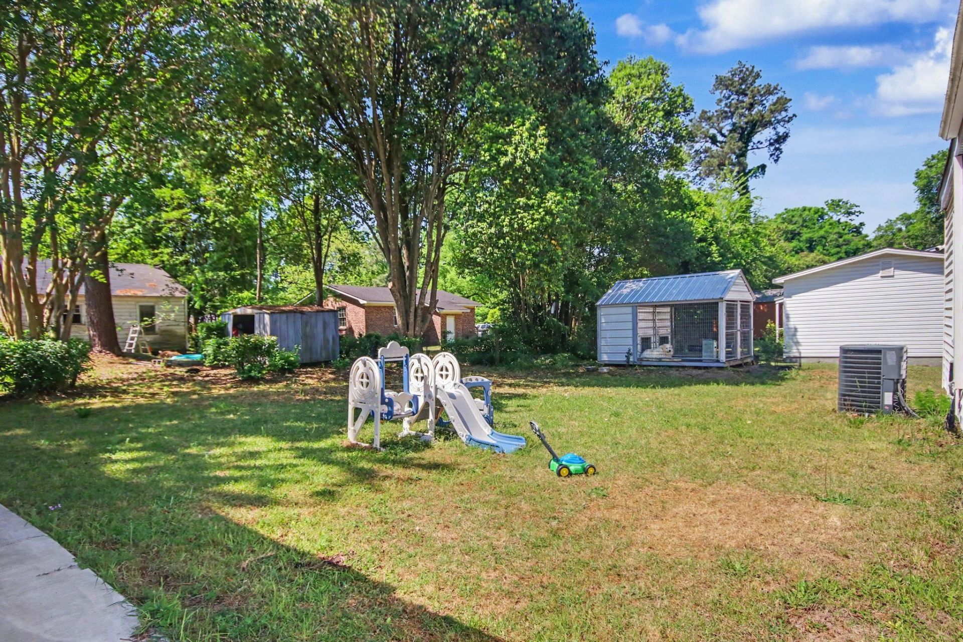 309 Layton Ct.  Photo 24