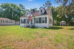 309 Layton Ct.  photo 4