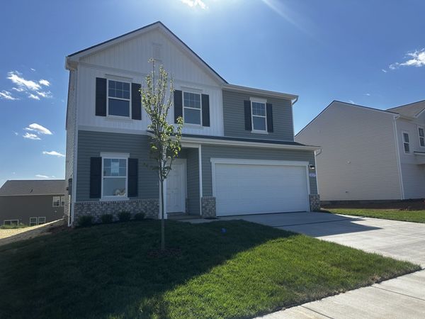 3237 Barrel Oak pass , Columbia, TN 38401