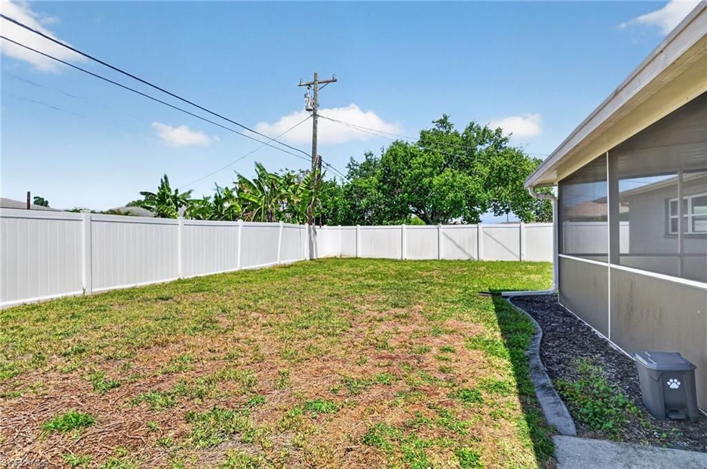 1305 SE 37th Ter , Cape Coral, FL 33904 Photo