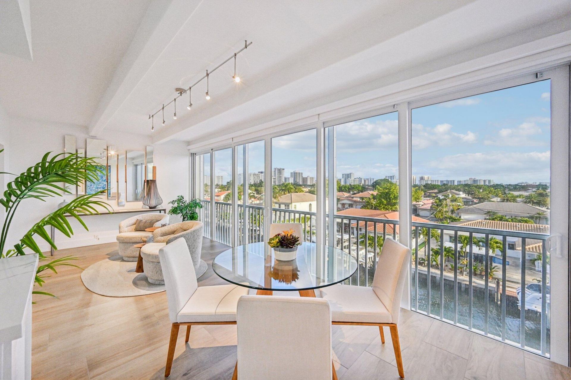 3080 NE 47th Court, Unit 405, Fort Lauderdale, FL 33308 Photo