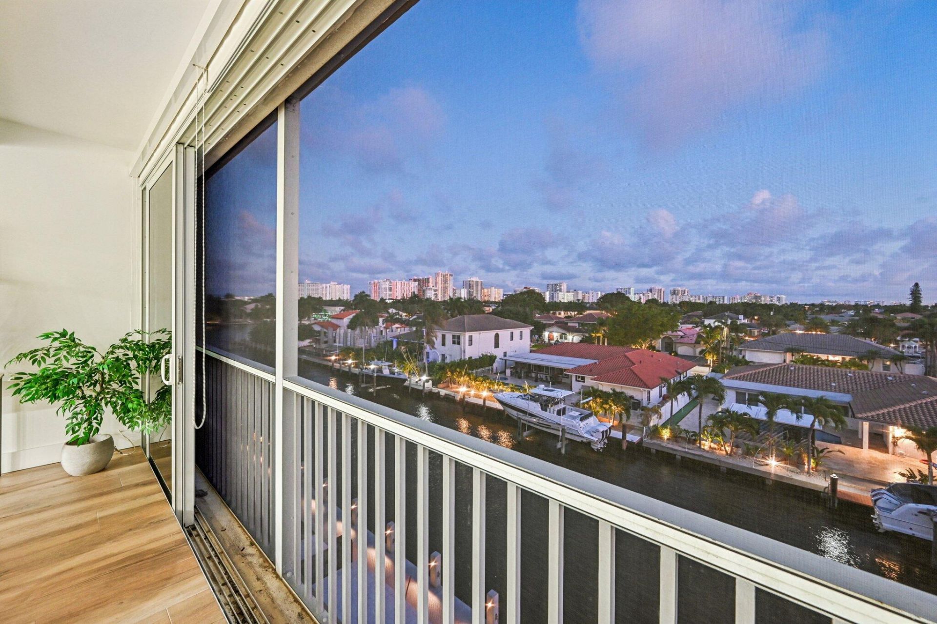 3080 NE 47th Court, Unit 405, Fort Lauderdale, FL 33308 Photo