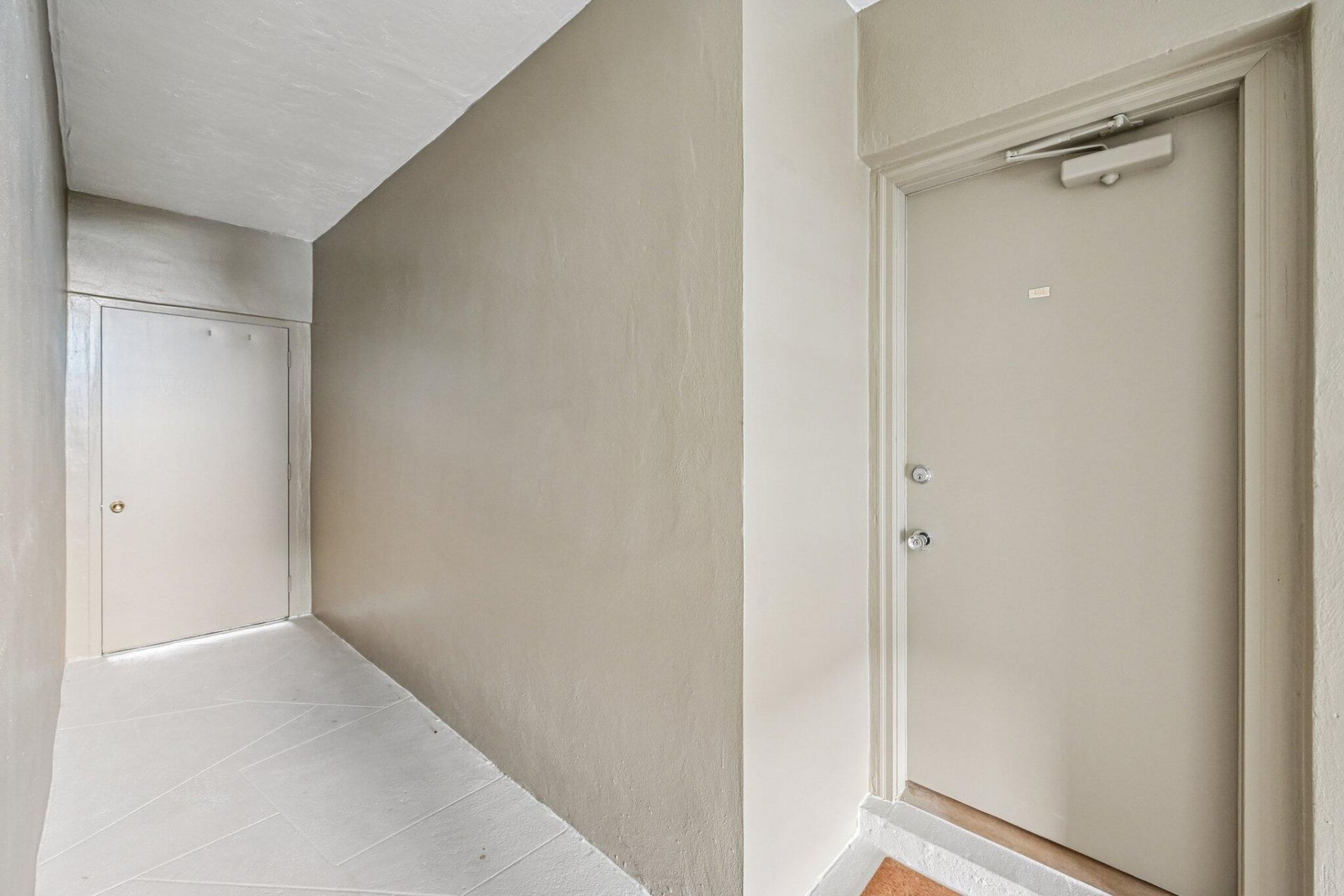 3080 NE 47th Court, Unit 405, Fort Lauderdale, FL 33308 Photo