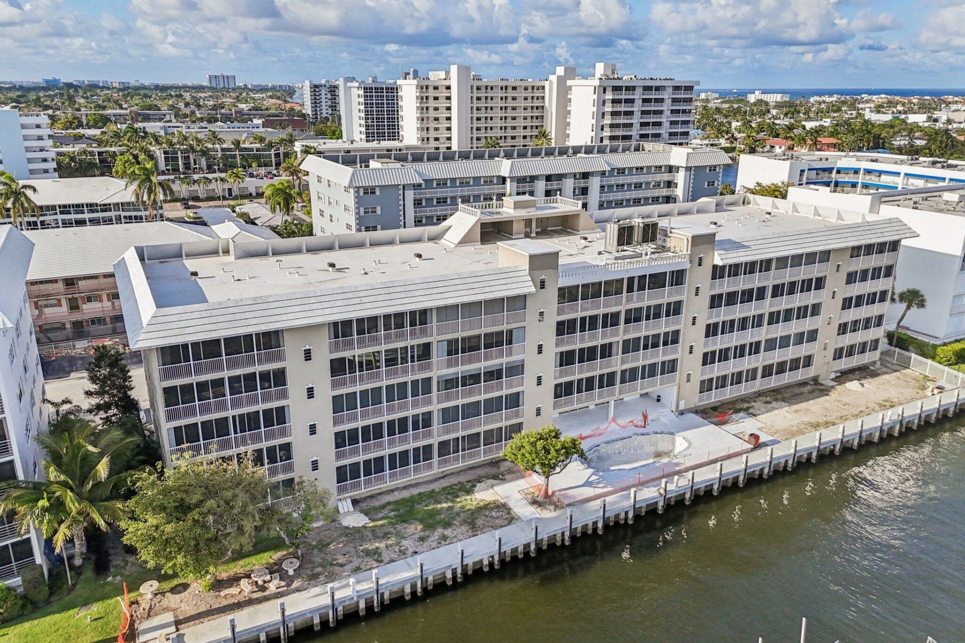 3080 NE 47th Court, Unit 405, Fort Lauderdale, FL 33308 Photo