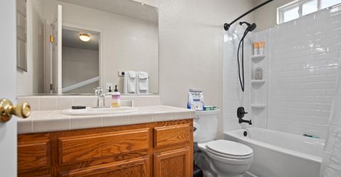 1327 Pippen Ln, Lodi, CA 95242 Photo